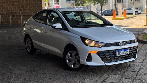 HYUNDAI HB20S 1.0 12V FLEX COMFORT PLUS MANUAL HYUNDAI HB20S 1.0 12V FLEX COMFORT PLUS MANUAL